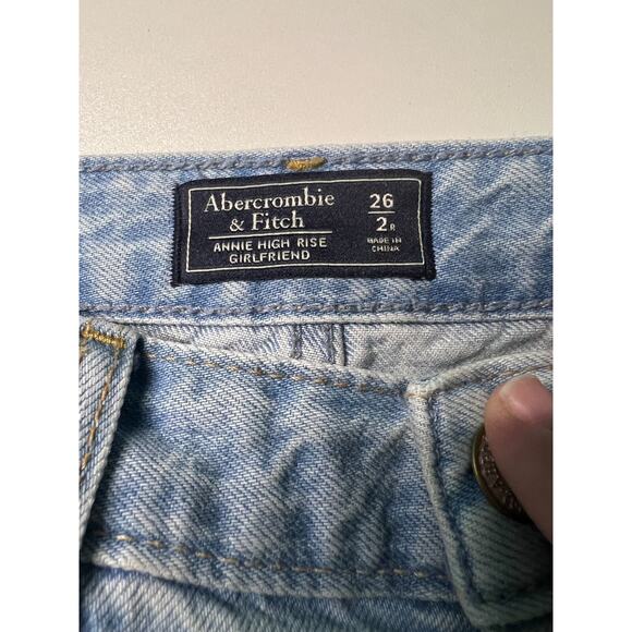 Abercrombie & Fitch Annie High Rise Girlfriend Jeans 26/2R Light Destroyed - Picture 3 of 8